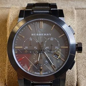 Burberry Men’s Gray Stainless Steel Watch
42mm
Swiss Made
Sapphire Cryst…